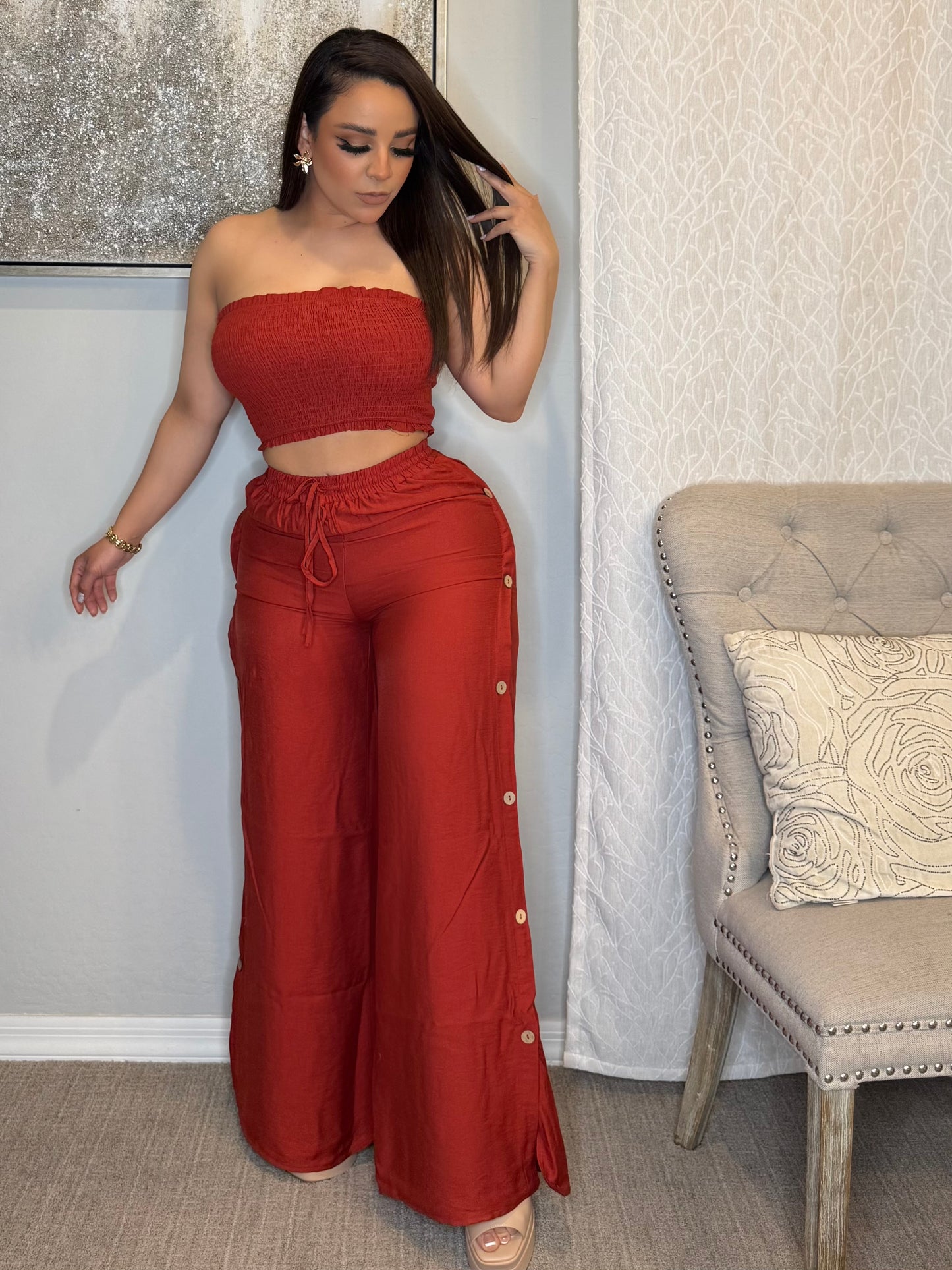 Traje R