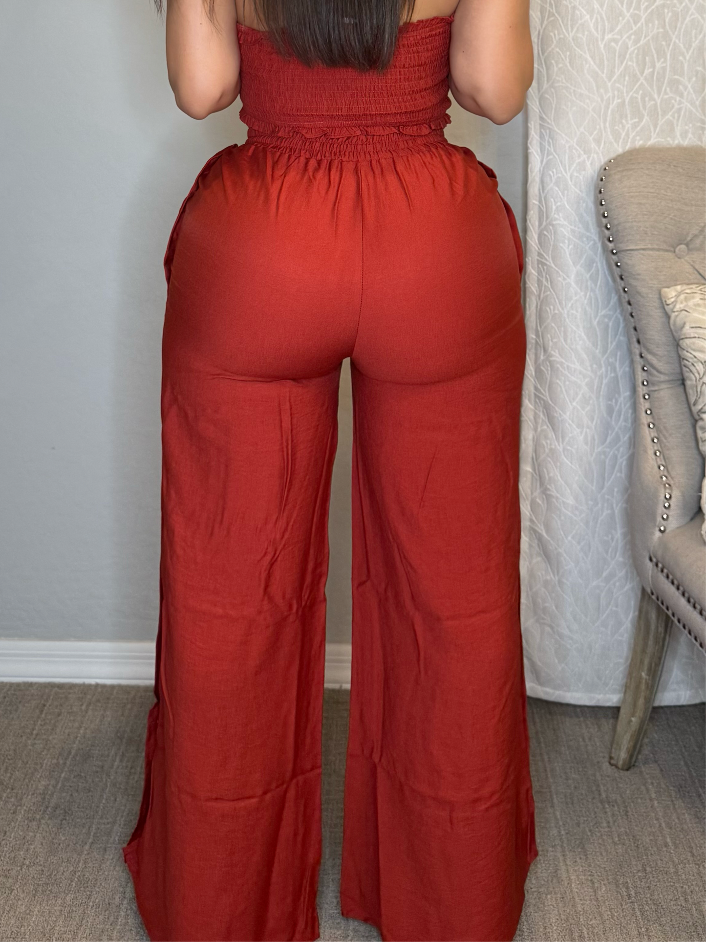 Traje R