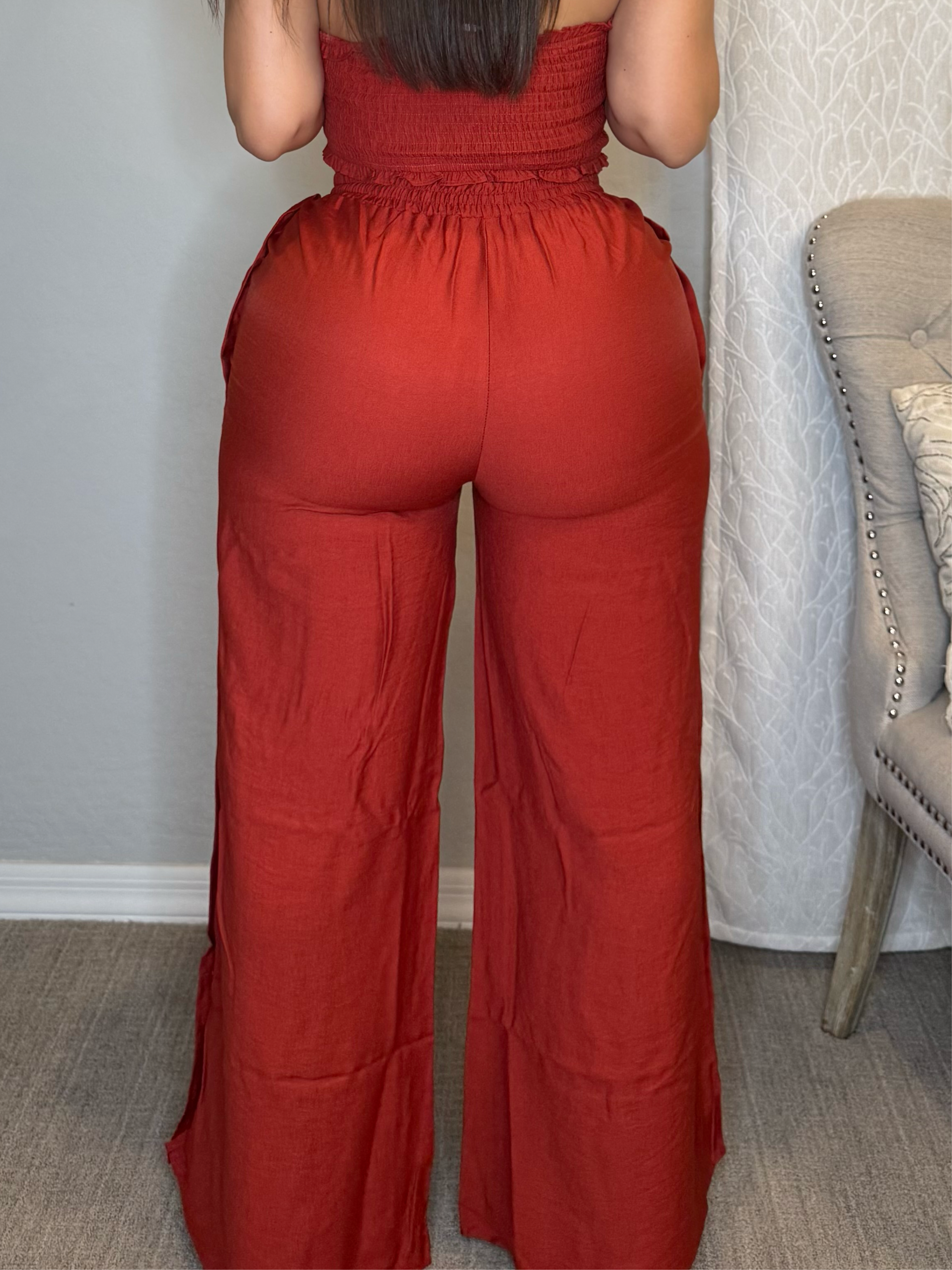 Traje R